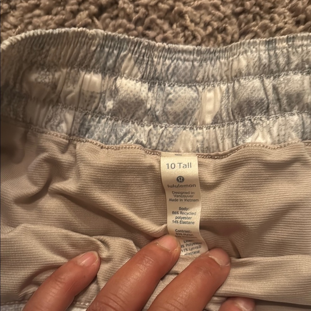 Cream Pattern Shorts - Picture 2 of 3